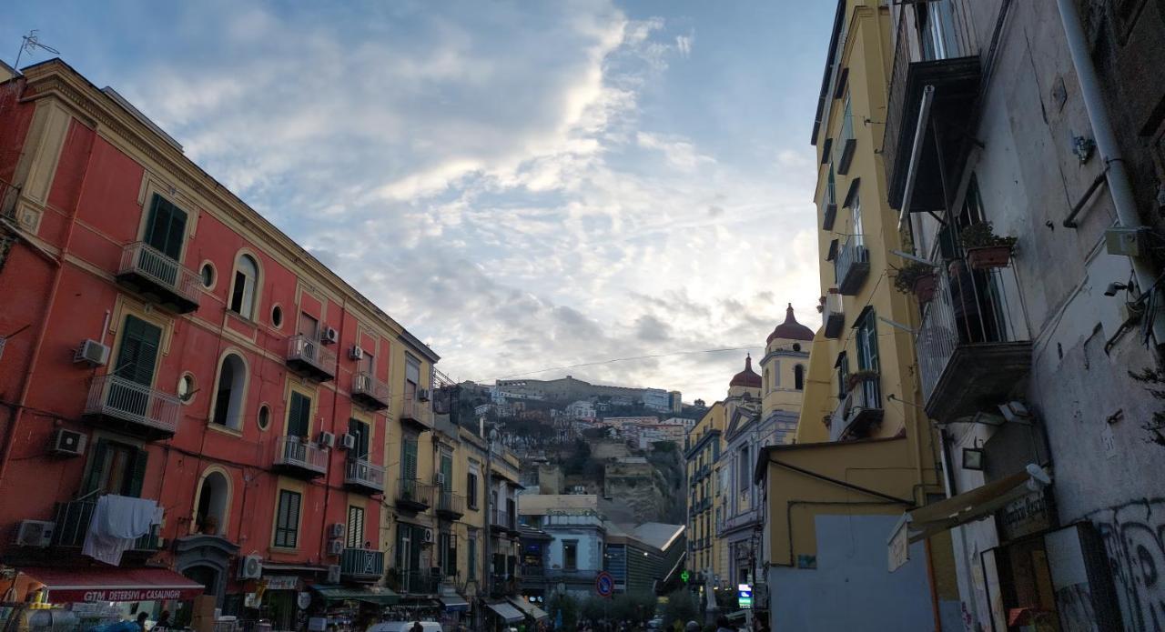 A Due Passi Da Dante Deluxe Naples